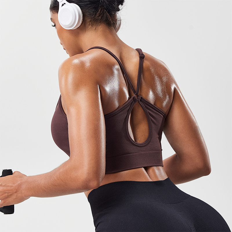 Sports Bra Racerback - Женский спортивный бюстгальтер с вырезом на