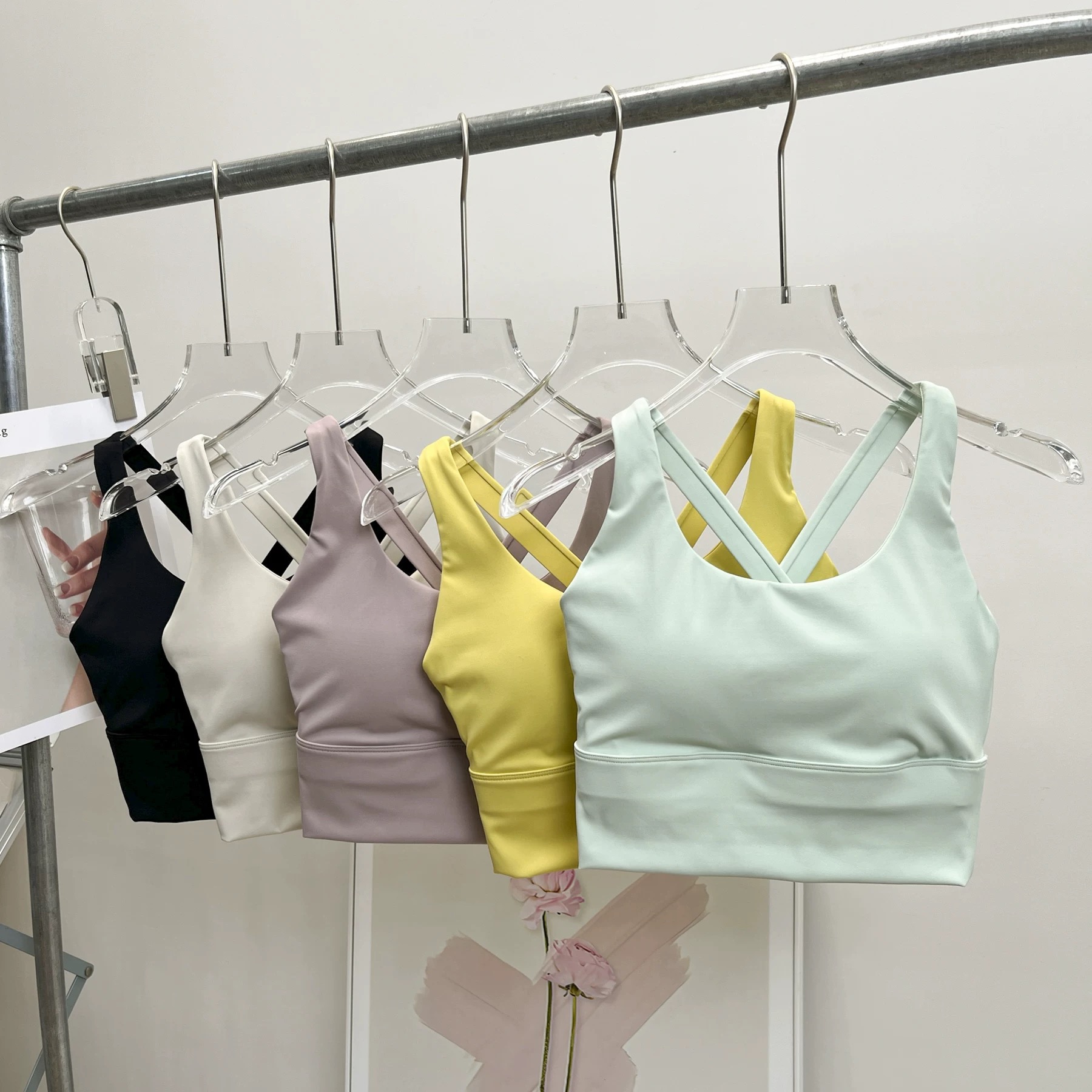Ударопрочный бюстгальтер для б – обзор и цена Plunge Bra Push Up